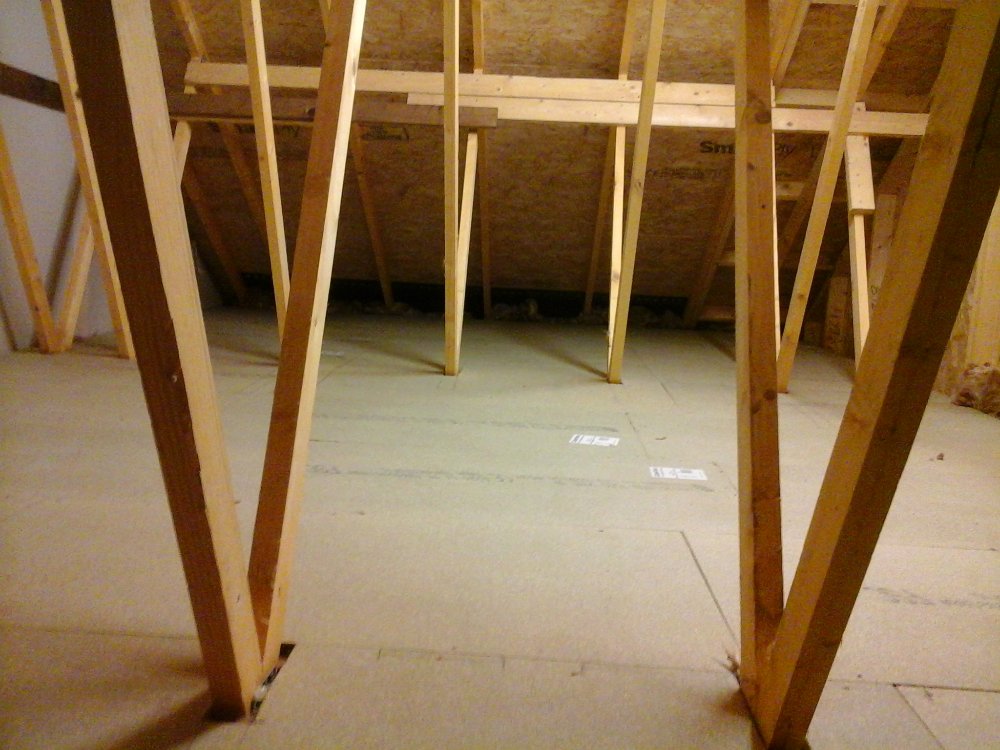 Floating floor with air gap photo 8