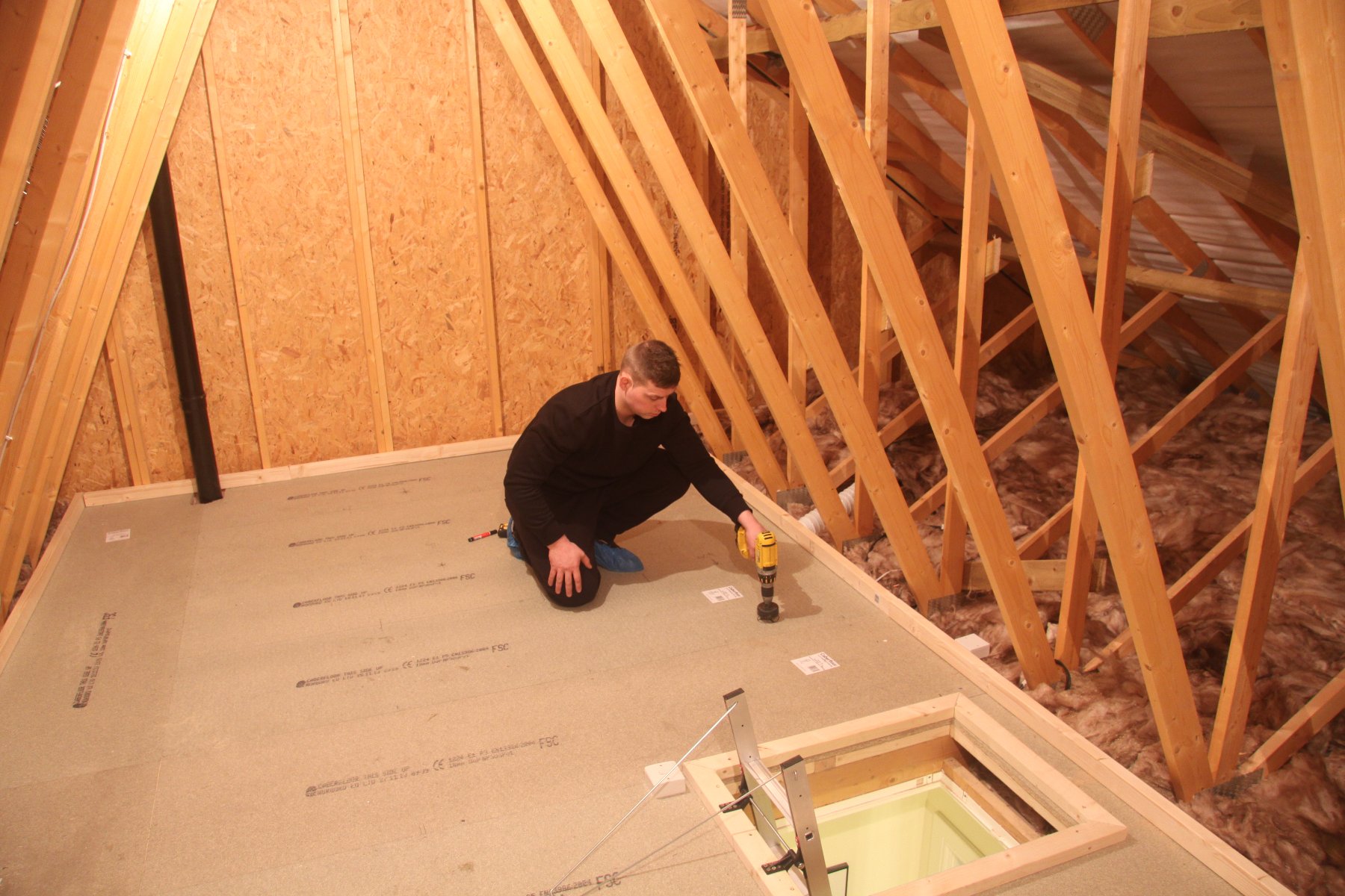 Floating floor with air gap - All over Scotland, north of England, Hebrides.