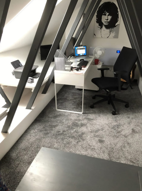 Dust-Proof Room 4